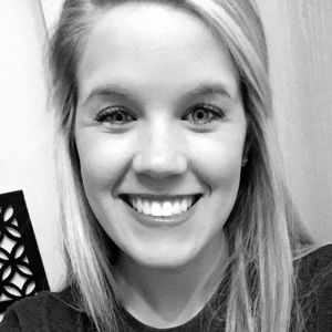 Meet your Posher, Halee